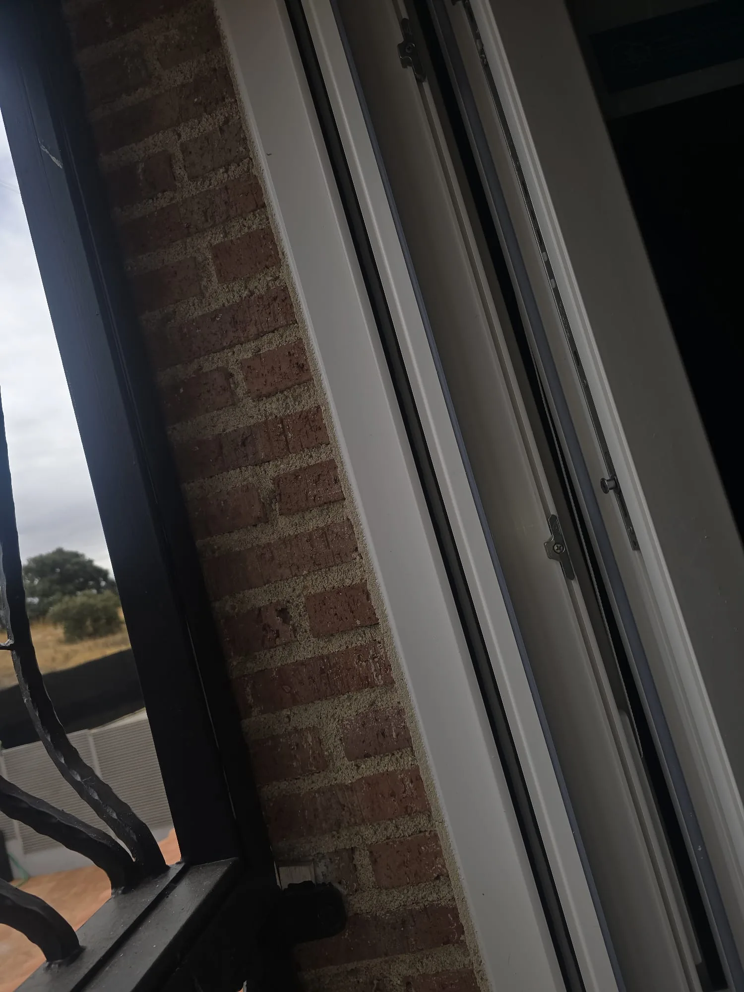 Instalación de ventanas de PVC y aluminio de alta eficiencia térmica - ven 4